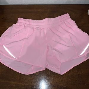 Lululemon Hotty Hot Tall (4”) Shorts